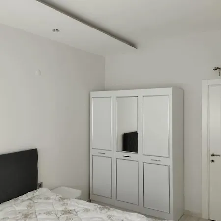 Sea Pearl Flat *