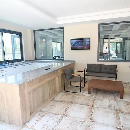 Sea Pearl Flat Apartment